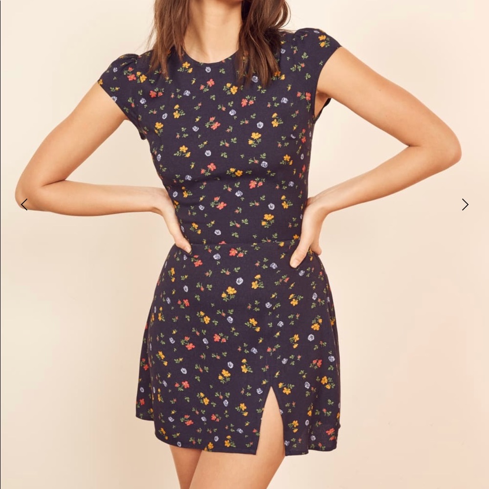 ISO !!! Lena dress